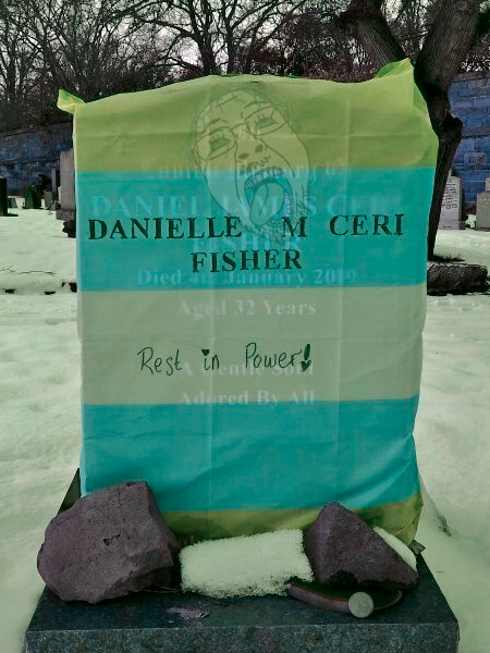 File:Green grave.png